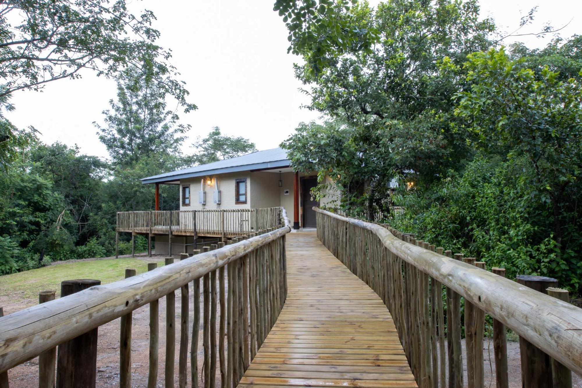 Kruger Adventure Lodge Hazyview Exterior foto